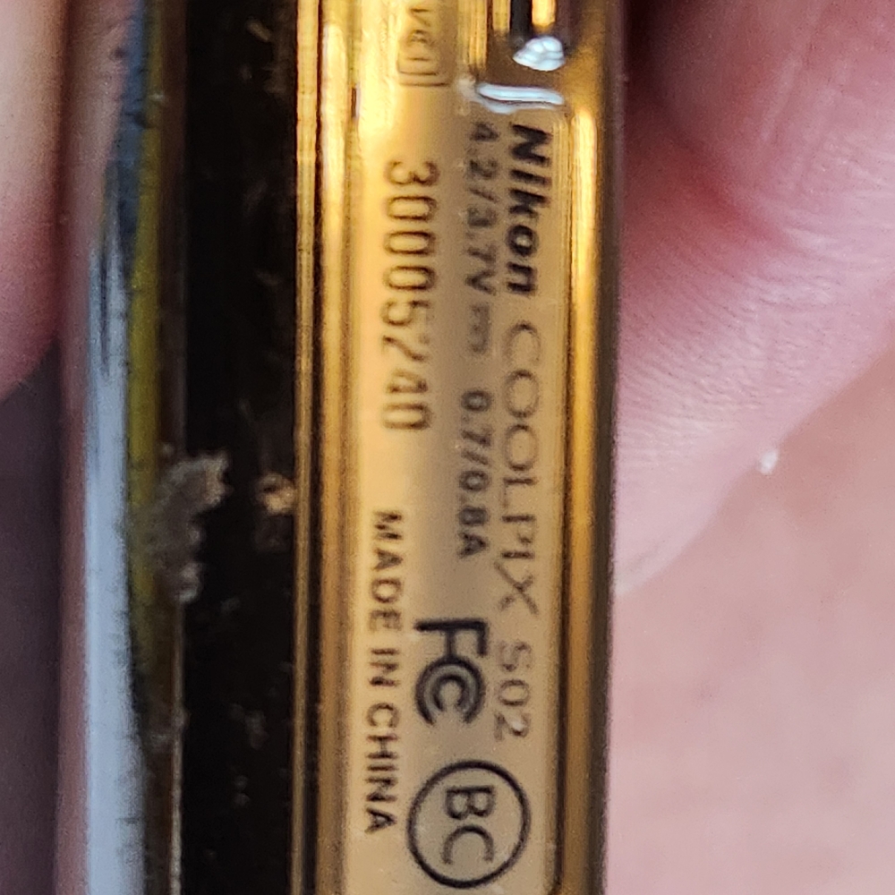 Nikon COOLPIX Silver Digital Camera - Picture 2 of 5